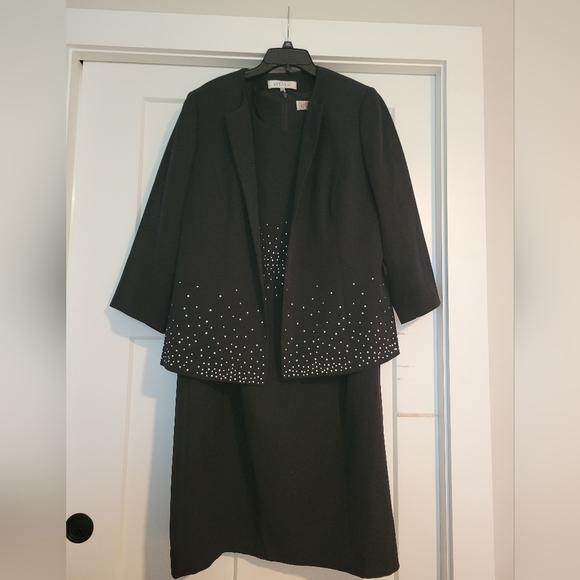 Kasper Black Dress and Jacket - Picture 1 of 5